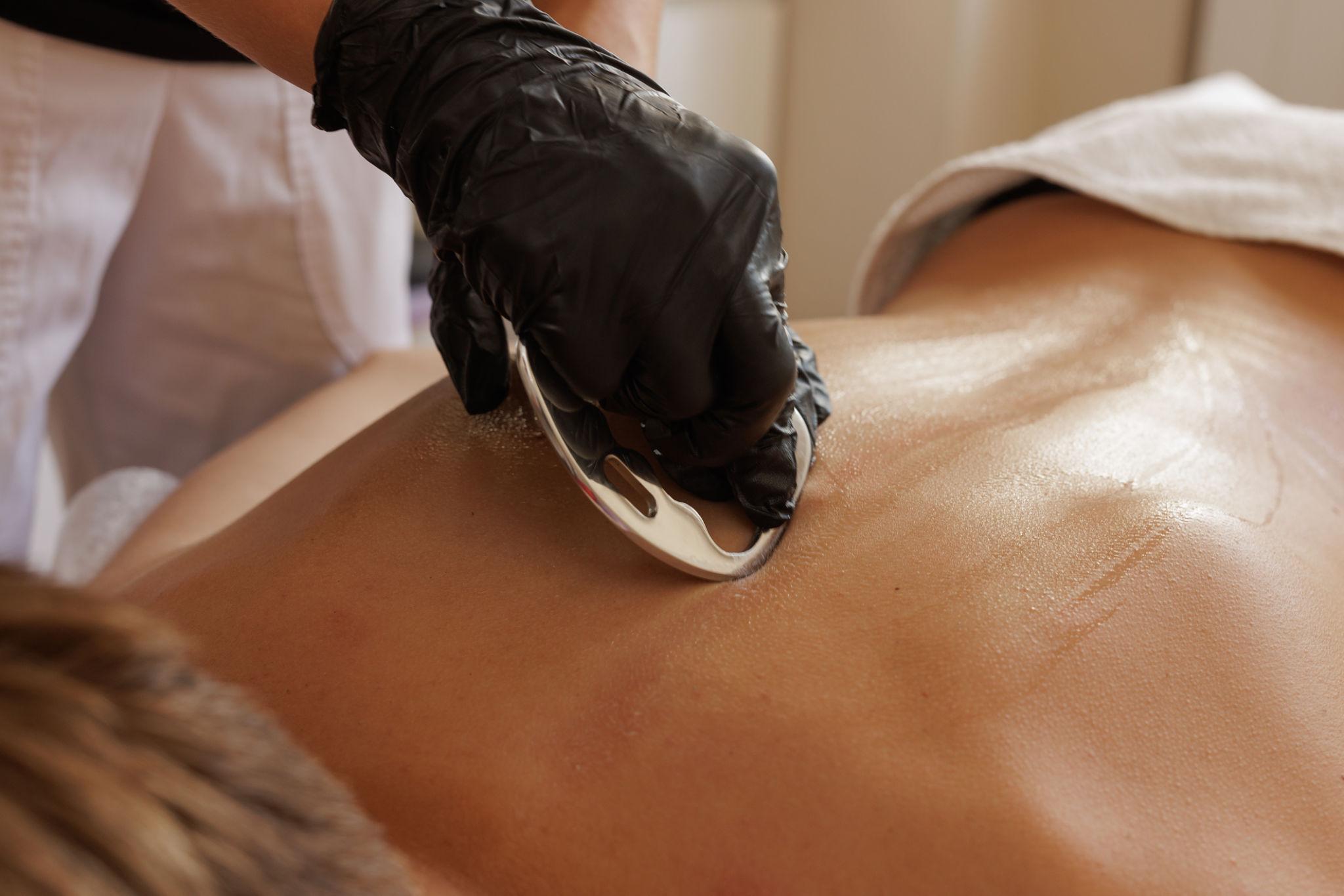 IASTM massage physiotherapy treatment